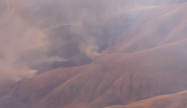 Ridge Fire in northern Los Angeles County forces complete closure of I-5