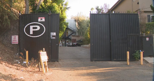 "Form of torture": Los Angeles residents say a loud fire alarm has regularly sounded at a local studio for years
