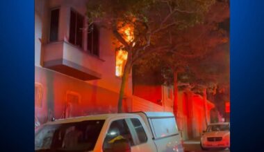 18 rescued in overnight apartment fire in San Francisco's Alamo Square