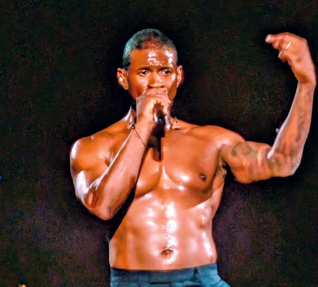 Usher performs at Levi's Stadium in Santa Clara on Aug. 28, 2026 (Jim Harrington, Bay Area News Group).