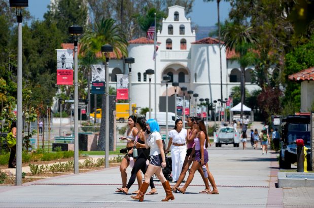 San Diego, CA - August 21: Students arrive on Friday, Aug. 21, 2026, ahead of San Diego State University's first day of classes for the Fall 2026 semester that begins this coming Monday on August 24th.  (Nelvin C. Cepeda / The San Diego Union-Tribune)