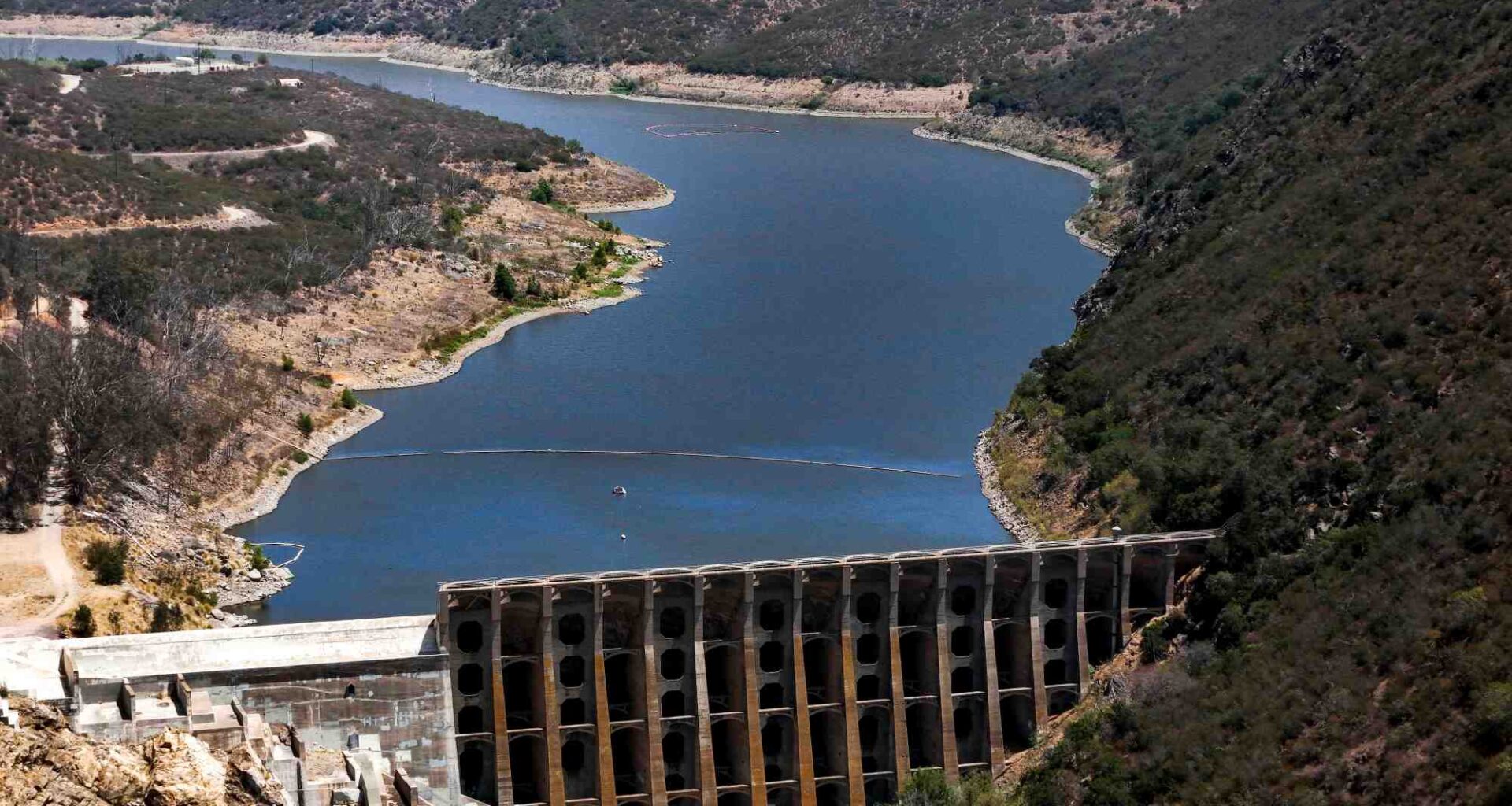What should become of the Lake Hodges Dam? As San Diego studies its options, local leaders worry about lake – San Diego Union-Tribune