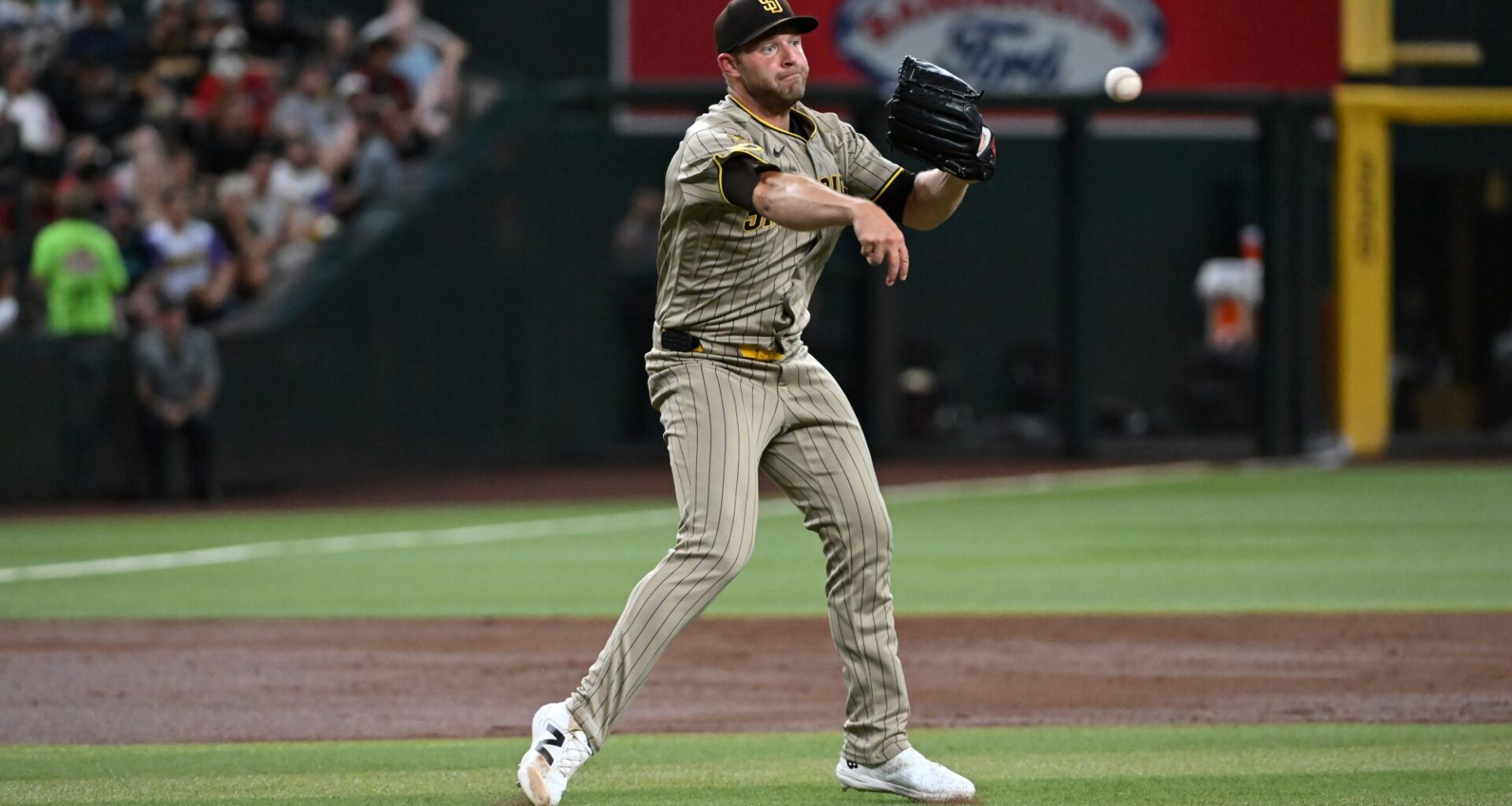 Padres Daily: Offensive thoughts; uncertainty about new guys' starts; roster moves ahead
