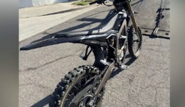 Teens on e-bikes in Oakland County causes pilot to abort landing at runway