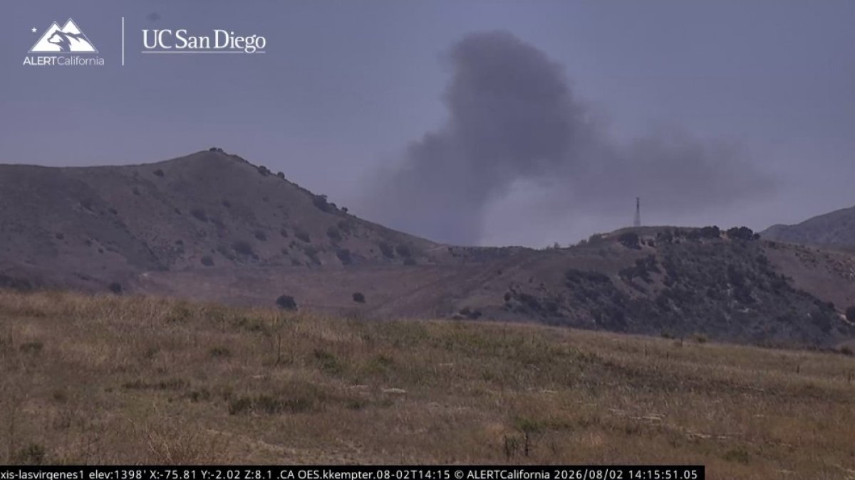 Firefighters battle Thousand Oaks brush fire – NBC Los Angeles