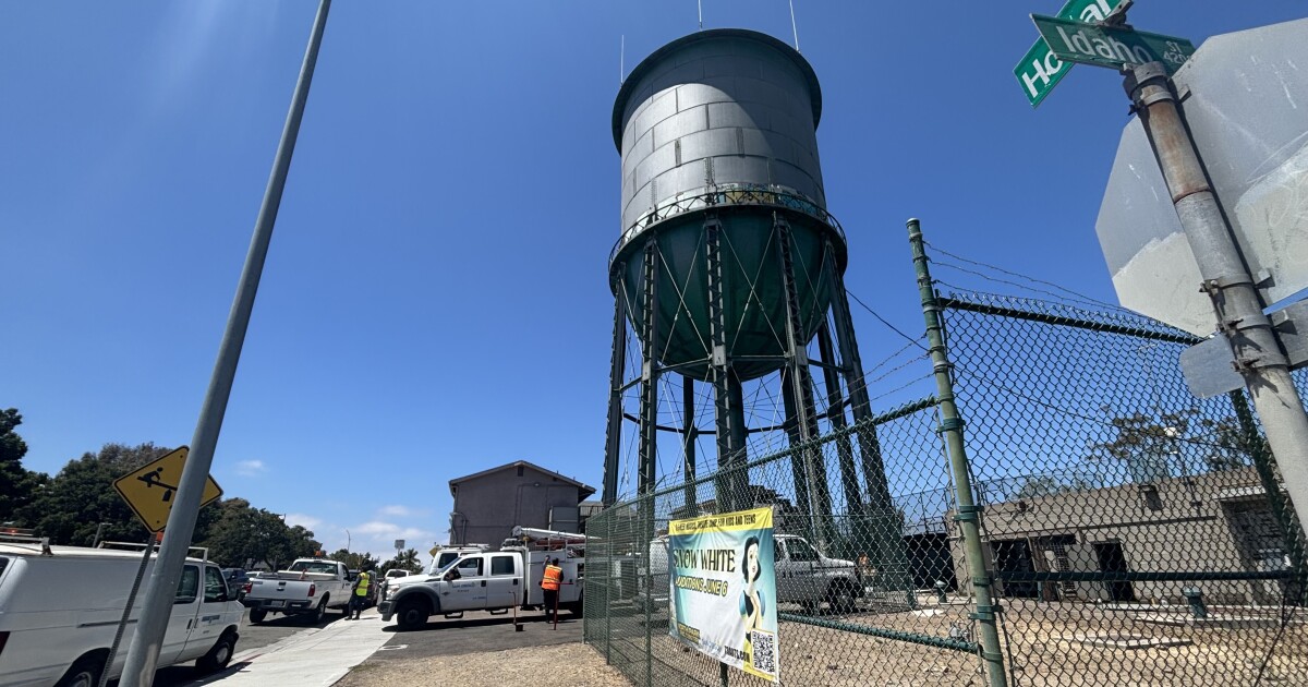 Crews are working to stop water leak at North Park Water Tower