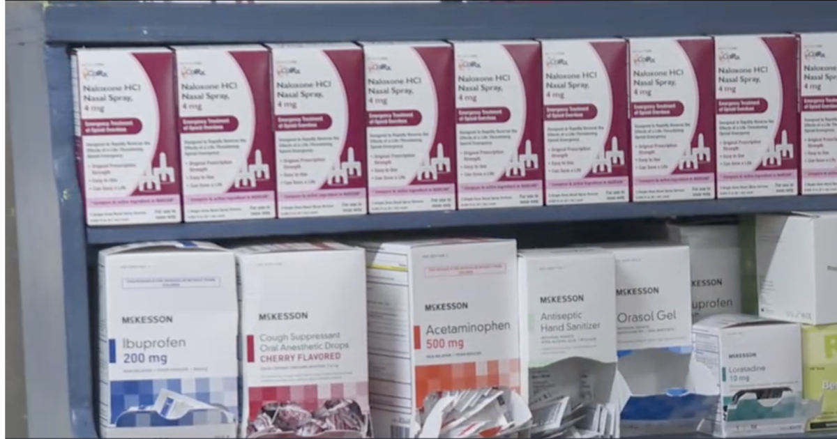 California launches 24-hour hotline for opioid treatment