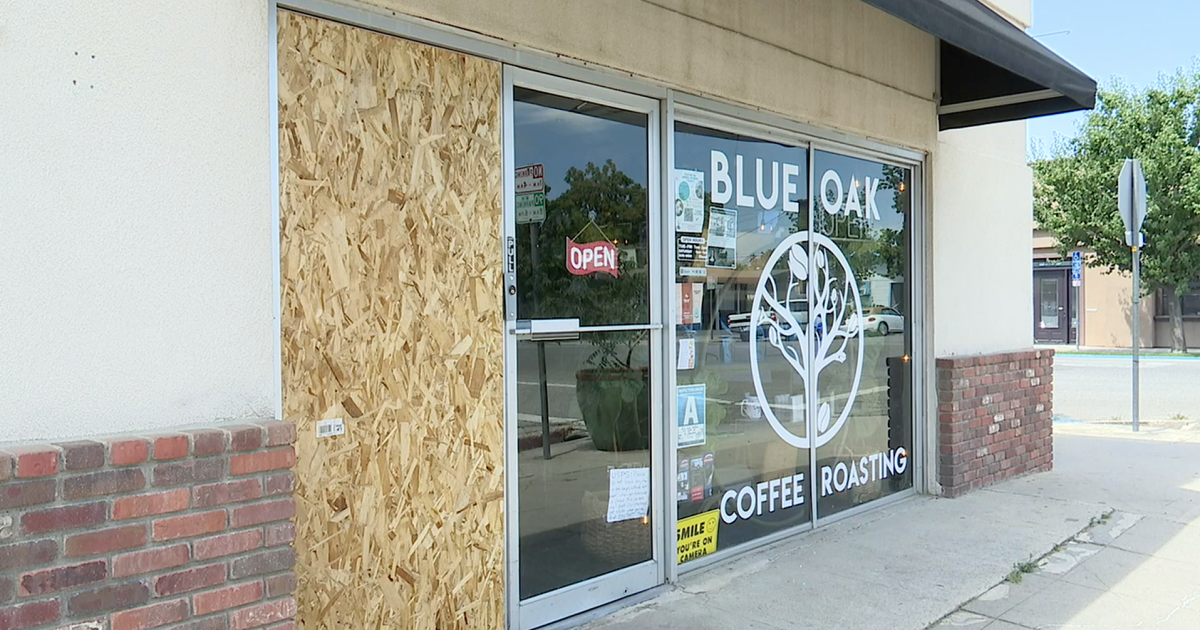 Blue Oak coffee shop announces it will close after 11 years