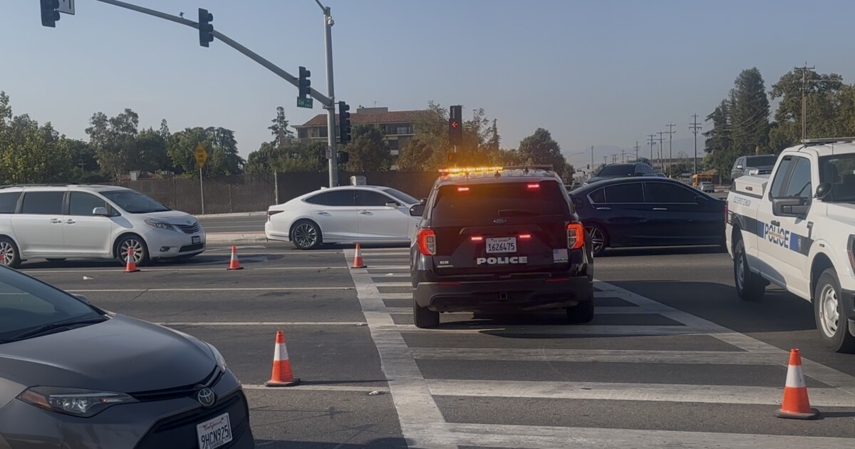 CLOSURE: Westbound lanes closed at 24th and Oak Streets