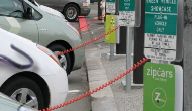 San Francisco kicks off curbside EV charging program