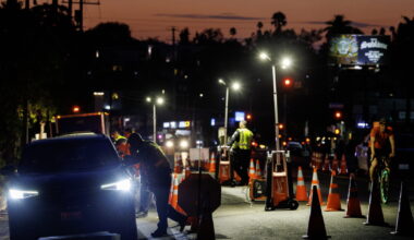 California lawmakers gut bill to require in-car breathalyzers