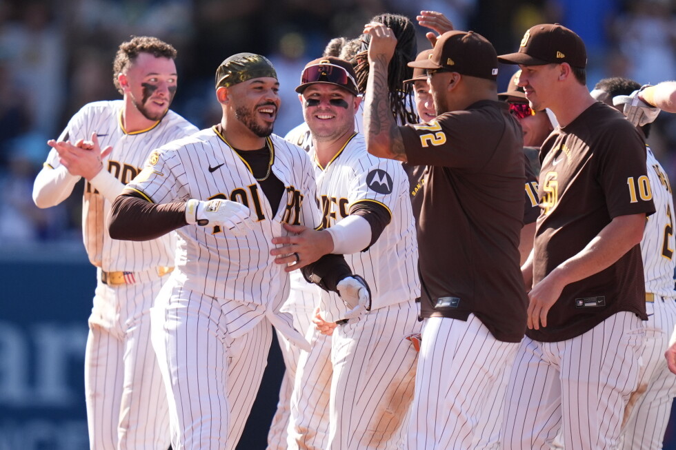 MLB approves San Diego Padres sale to José E. Feliciano and Kwanza Jones