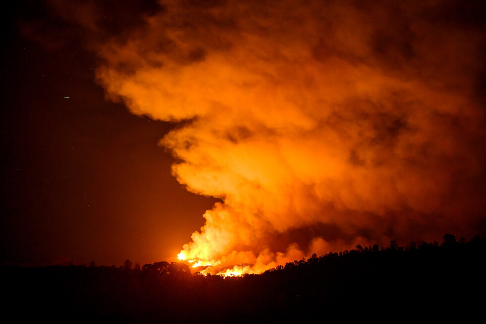 Body found in California home after wildfire sparked by chain saw