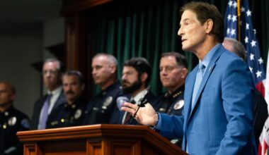 Lawyer for LAPD officer slams D.A.'s handling of eavesdropping case