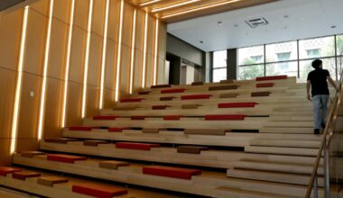 In the ‘AI era,’ college students must grapple with digital ethics