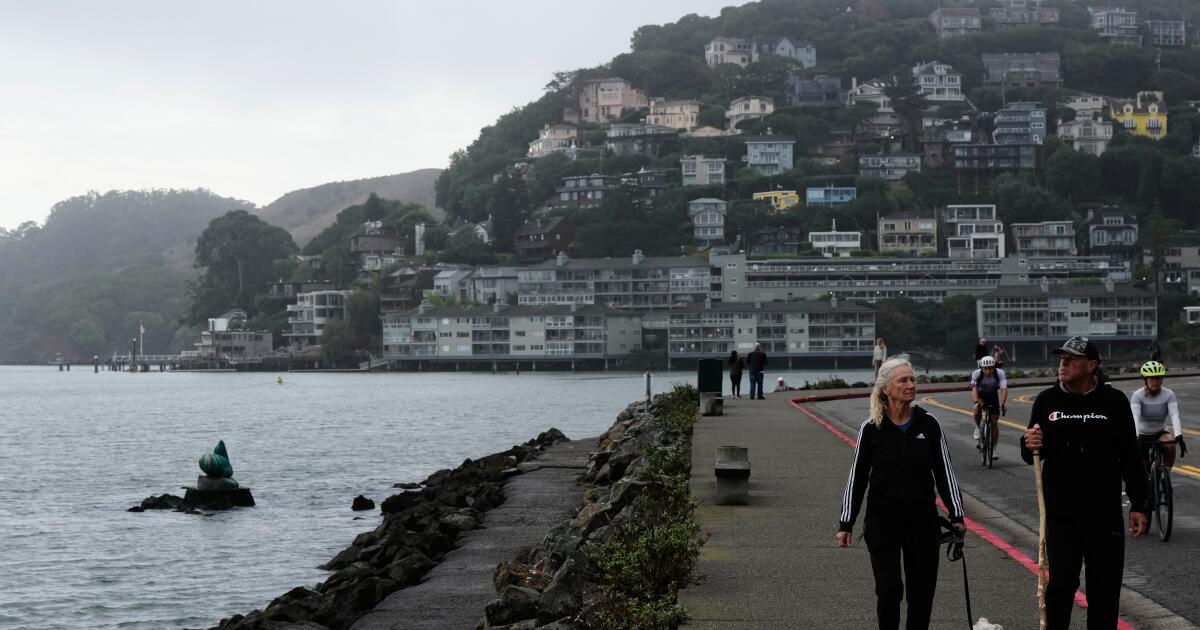 Aging Californians aren't moving out of their longtime homes