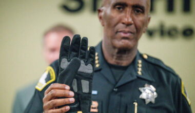 Sacramento sheriff demonstrates, defends shock gloves after California lawmaker proposes ban