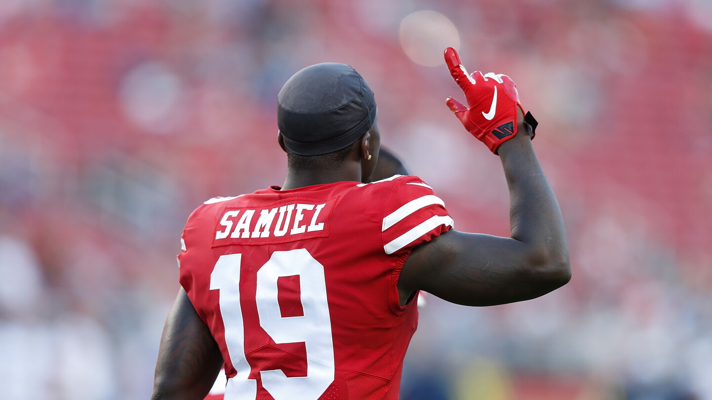 Deebo Samuel is officially back to wearing No. 19 in San Francisco