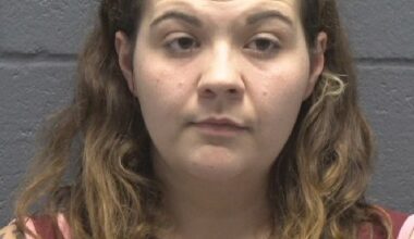 Oakland City woman arrested for OWI