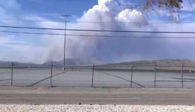 Bug Fire near California-Nevada border prompts school closures