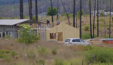Housing program helps residents rebuild in Grizzly Flats 5 years after Caldor Fire