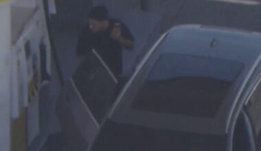 Police chase suspect stops for gas mid-pursuit in Los Angeles