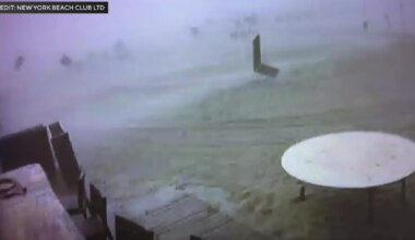 Witnesses describe terrifying moment tornado hit Atlantic Beach, "It was like a bomb went off"