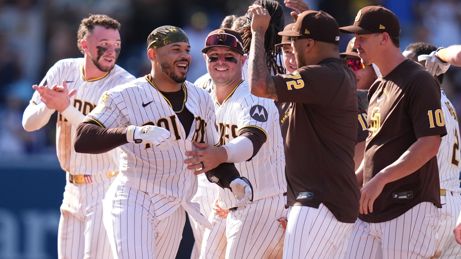 MLB approves sale of San Diego Padres to José E. Feliciano and Kwanza Jones