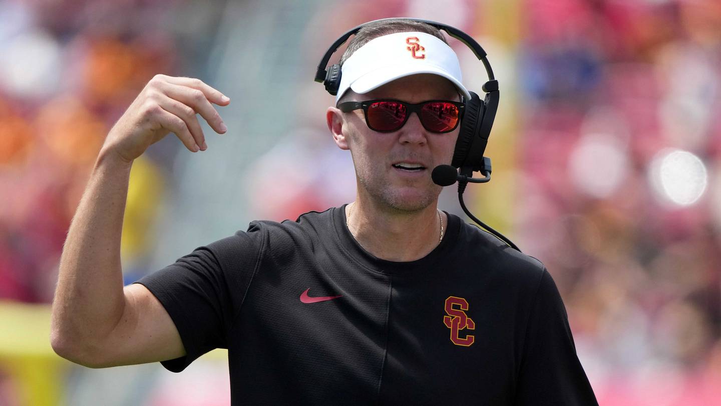 Three Things to Watch From Fresno State at USC Trojans in Week 2