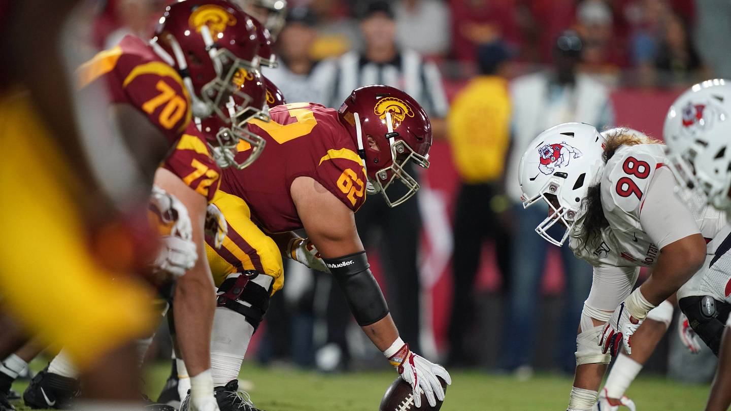 Aug 31, 2019; Los Angeles, CA, USA; General overall view as Southern California Trojans center Brett Neilon (62) snaps the ball against Fresno State Bulldogs defensive tackle Keiti Iakopo (98) at the line of scrimmage uat Los Angeles Memorial Coliseum. USC defeated Fresno State 31-23.  Mandatory Credit: Kirby Lee-USA TODAY Sports