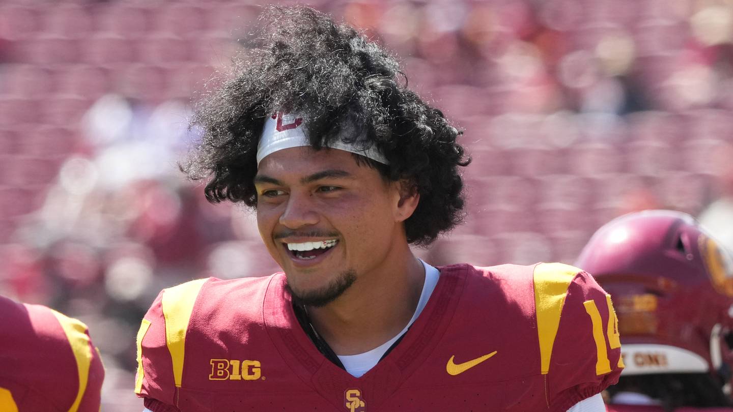Cooler Weather Looms For USC Trojans Week 1 Matchup vs. Fresno State Bulldogs