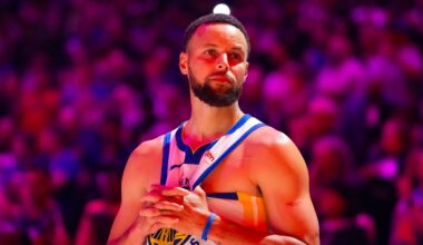 Apr 17, 2026; Phoenix, Arizona, USA; Golden State Warriors guard Stephen Curry (30) against the Phoenix Suns during the play-in rounds of the 2026 NBA Playoffs at Mortgage Matchup Center. Mandatory Credit: Mark J. Rebilas-Imagn Images