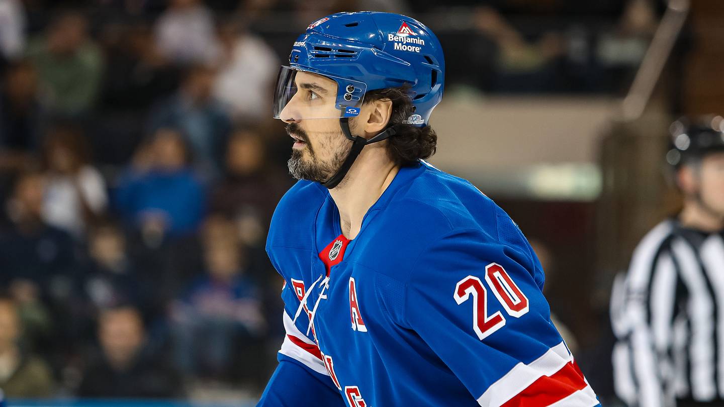 Chris Kreider Could Technically See NY Rangers Return Following Contract Development