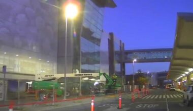 Sacramento airport Terminal B detour during walkway work