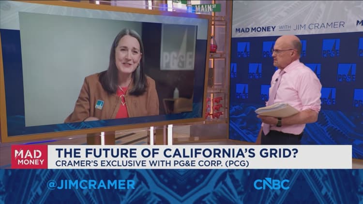 PG&E CEO Patti Poppe goes one-on-one with Jim Cramer