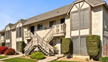 1550 W. Swift Ave. - Multifamily,Garden Apartments Sale 09-25 |