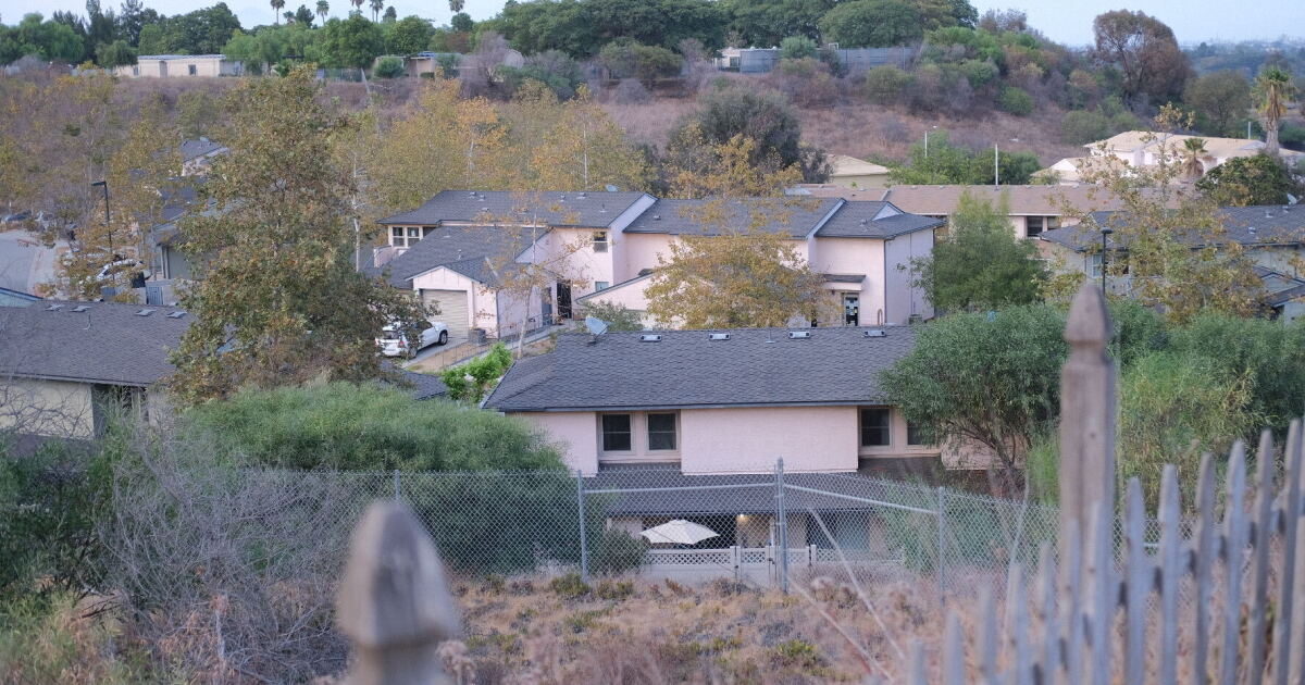 Female veterans say San Pedro housing complex resolved their homelessness, but caused new traumas