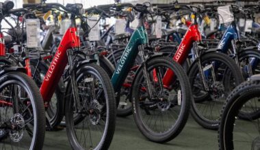 California e-bike bill could add 10 mph sidewalk speed limit