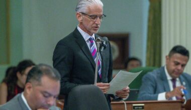 California approves bill to limit addictive social media