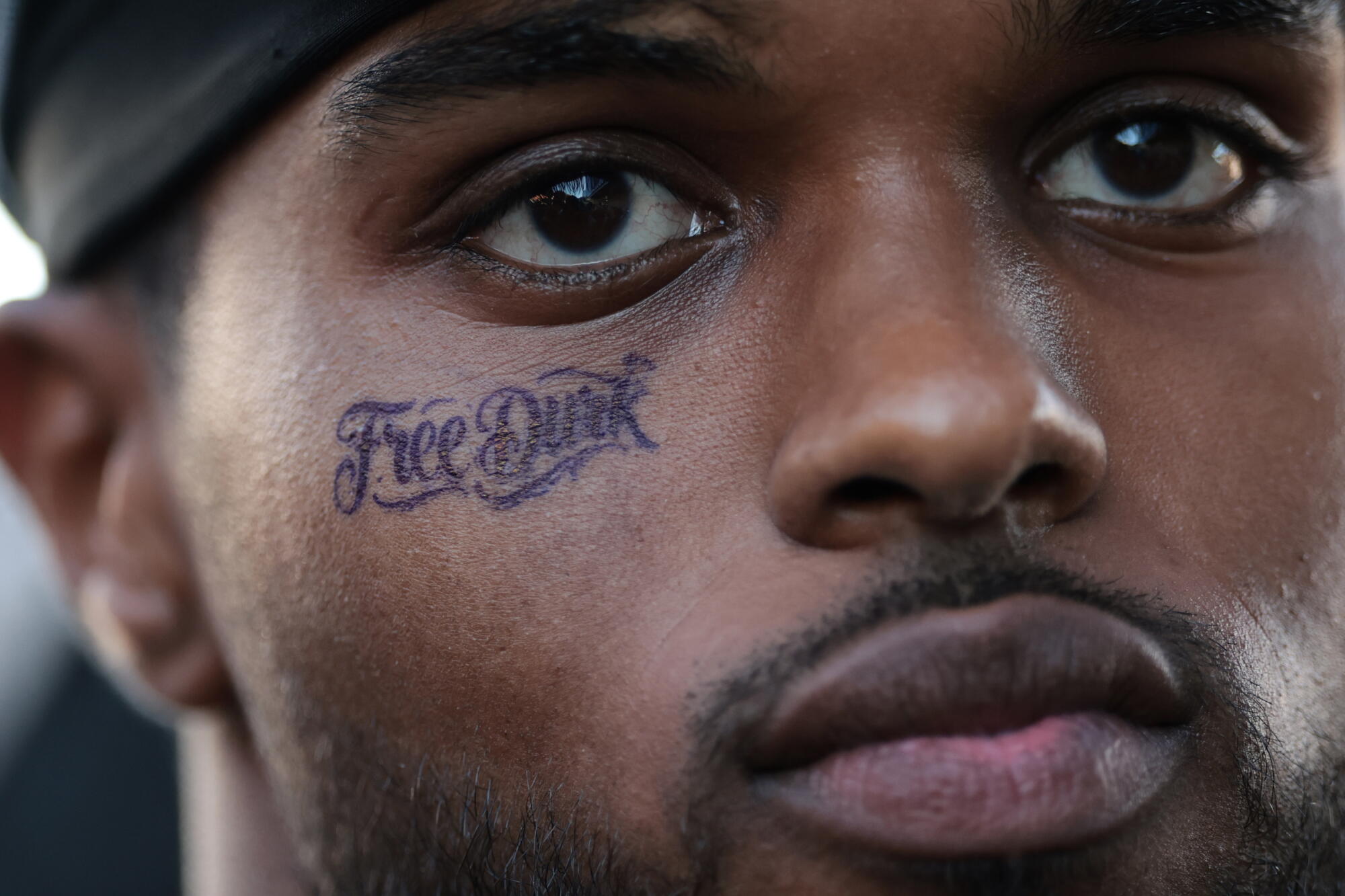 British internet personality KingAR4 shows off his support of Lil Durk.