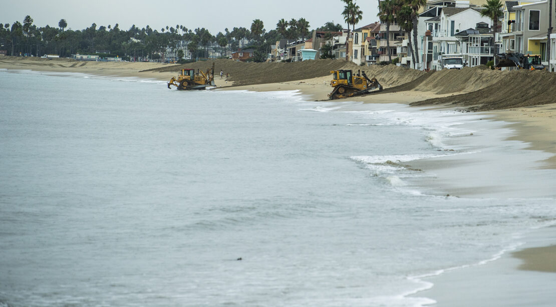 A hurricane is not headed for Southern California. But it will send dangerous surf our way • Long Beach Post News