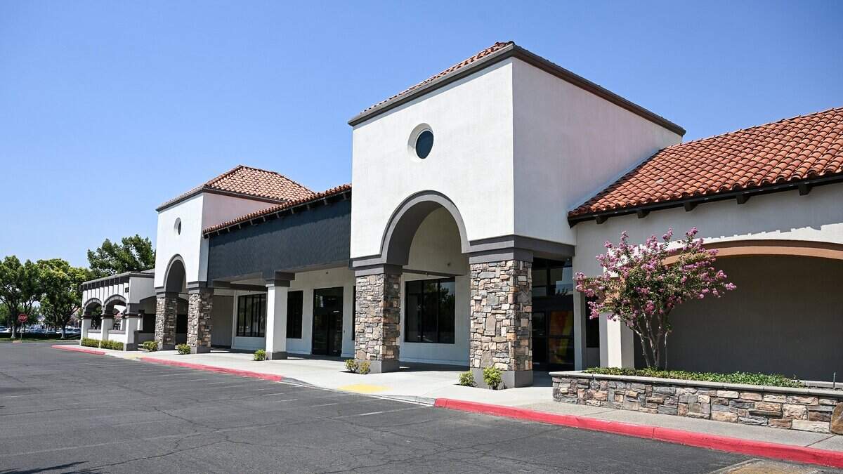 The Clovis planning commission has approved a 24-hour fitness facility in a currently empty building at 1155 Shaw Avenue in the Sierra Pavilion Shopping Center in Clovis. Photo taken Monday, Aug. 31, 2026.