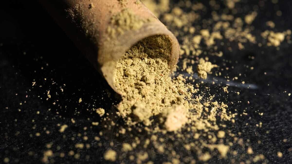 Smoke shops in Sacramento selling illegal addictive products
