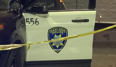 Man found fatally shot in Oakland's Elmhurst neighborhood