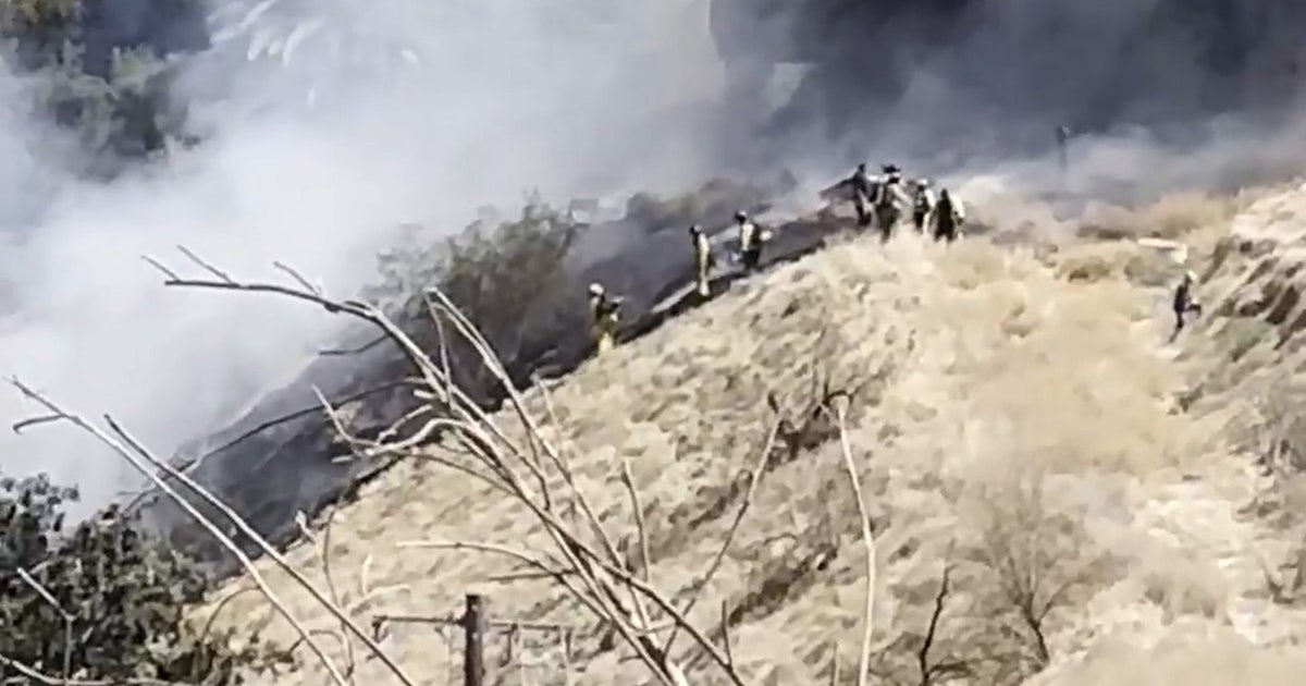 Woman, 2 children die after small plane crashes in California