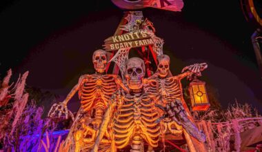 Listen for your chance to win four tickets to Knott's Scary Farm!