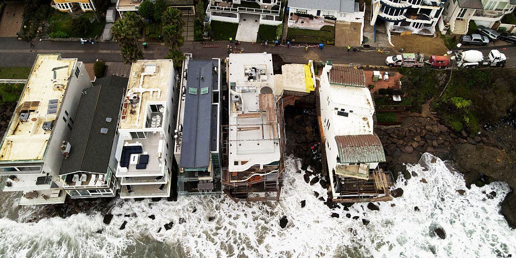 California coastal erosion forces evacuations, opens sinkhole at celebrity home