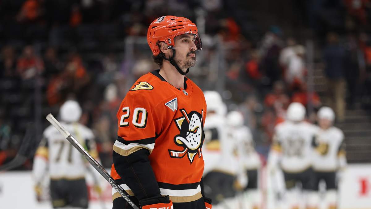 Ducks Waive Veteran Forward Chris Kreider