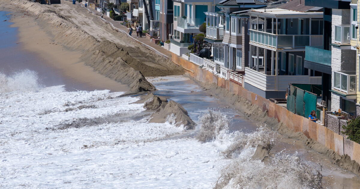 Letters to the Editor: The state might have to overrule cities to protect our coast