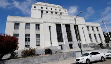 Oakland man charged with raping 13-year-old girl after they met online